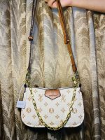 Monogram Print Shoulder Bag with Gold Chain and Adjustable Strap - Image 5